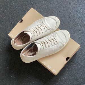 TOMS Natural Yarn Dye Sneakers, Size 9